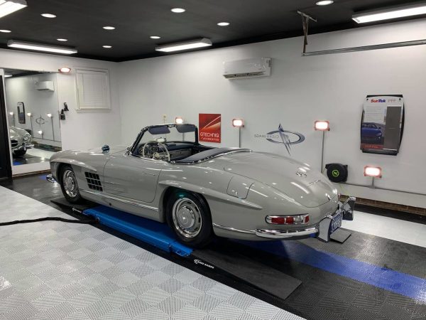 Silver Mercedes 300 SL