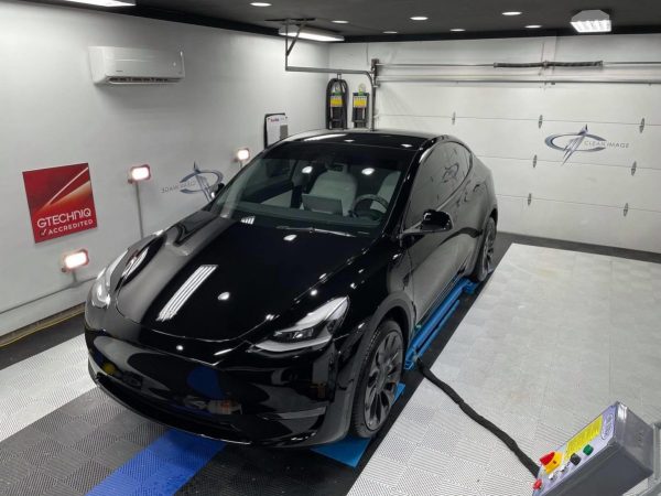 Black Tesla Model X